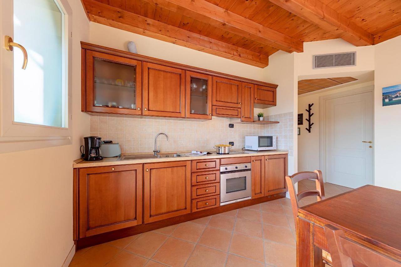 Borgo Del Torchio Apartments By Wonderful Italy Manerba del Garda Εξωτερικό φωτογραφία