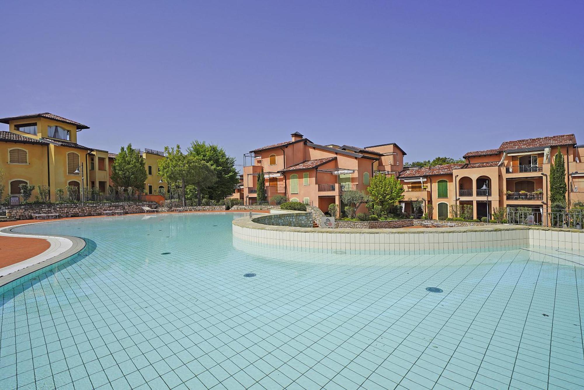 Borgo Del Torchio Apartments By Wonderful Italy Manerba del Garda Εξωτερικό φωτογραφία
